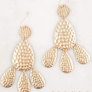 Plunder Design Earrings “Golden”